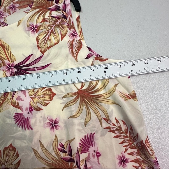 G by Giuliana Asymmetrical Floral Top Size L - Picture 4 of 5